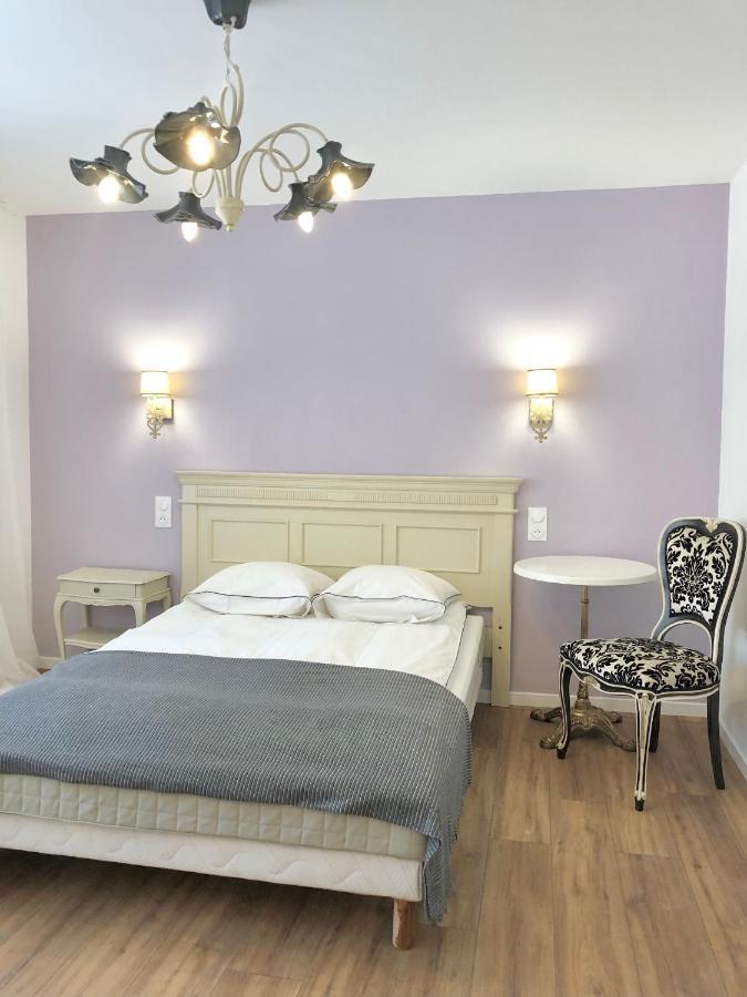 Hotel D'Artiste Pierrefontaine-les-Varans 外观 照片