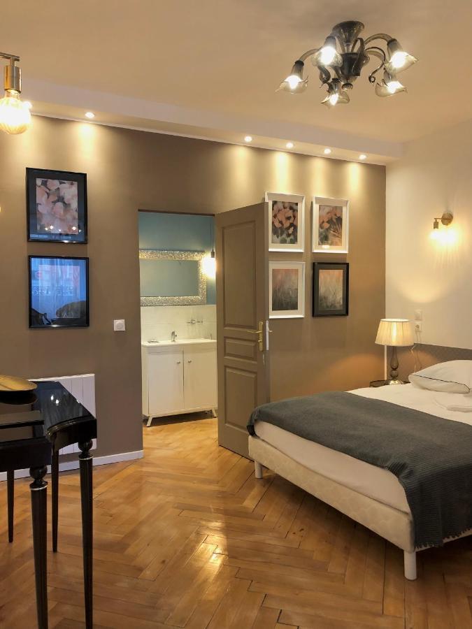 Hotel D'Artiste Pierrefontaine-les-Varans 外观 照片