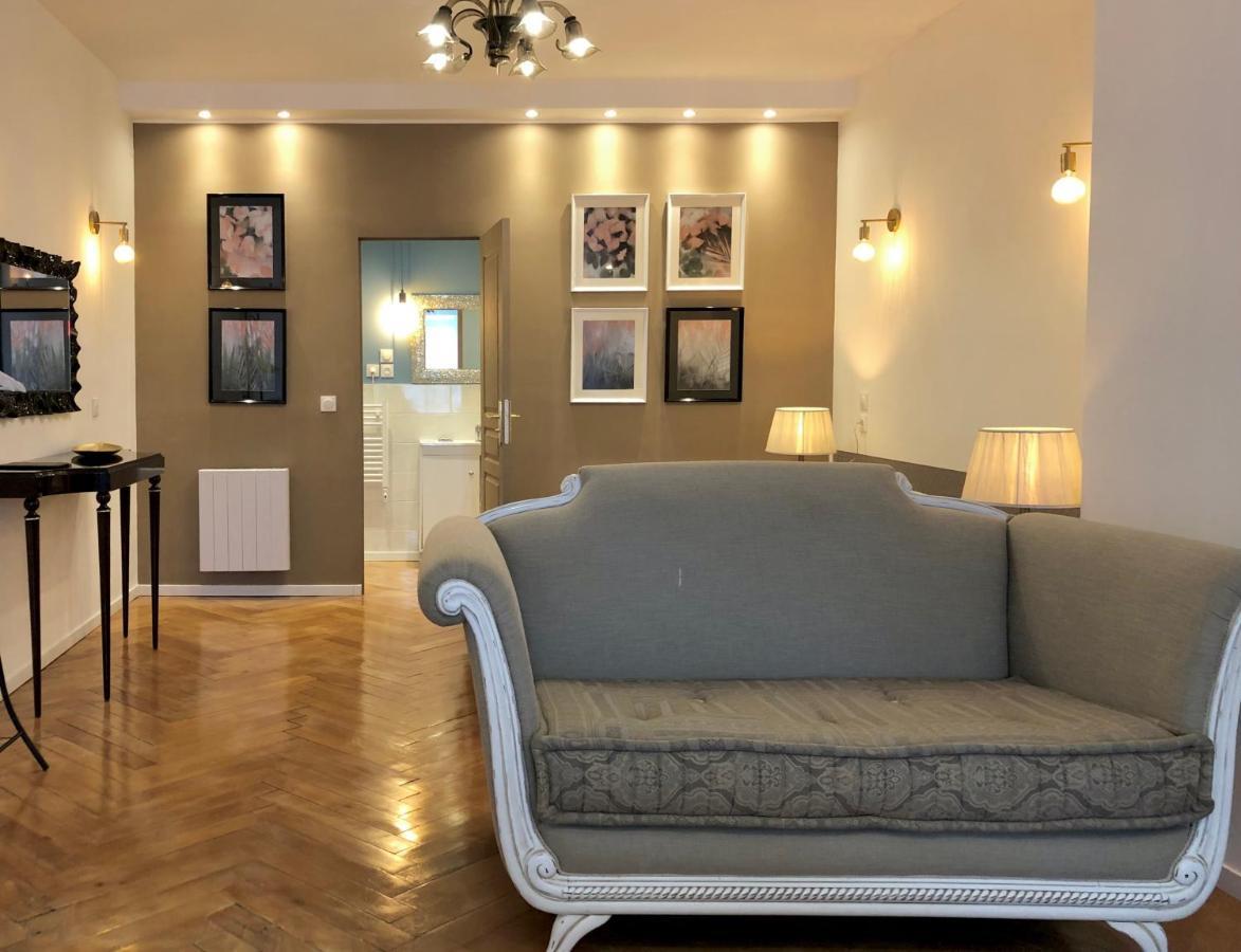 Hotel D'Artiste Pierrefontaine-les-Varans 外观 照片
